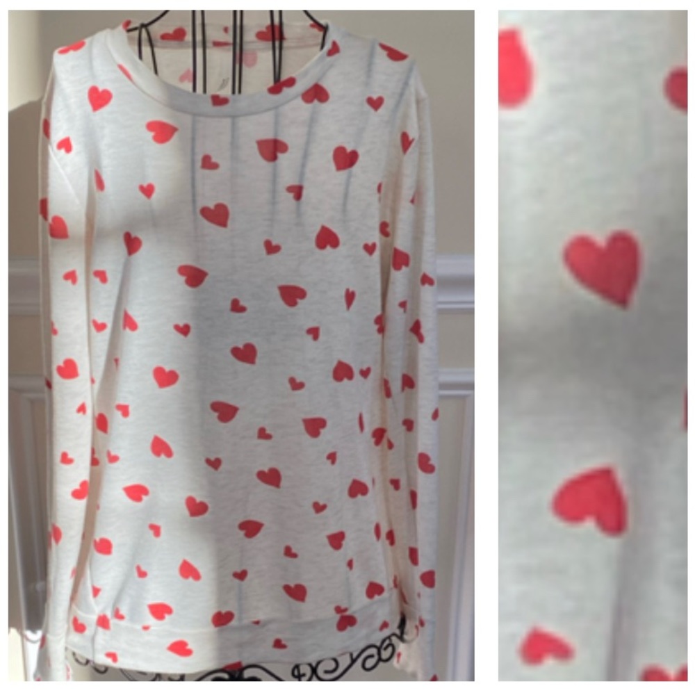 Native People Hearts Long Sleeve Top